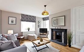 Manifold Farmhouse